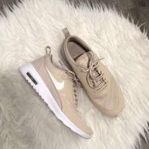 ❌❌SOLD❌❌Cream Nike Air Max Thea